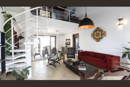 Casa de Condomínio para alugar com 4 quartos, 256m² em São Cristóvão, Cabo Frio