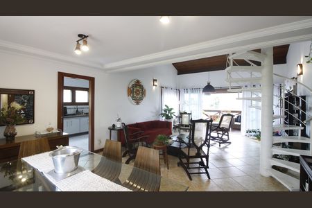 Casa de Condomínio para alugar com 4 quartos, 256m² em São Cristóvão, Cabo Frio
