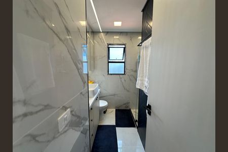 Apartamento à venda com 70m², 3 quartos e 1 vaga Apartamento à venda com 70m², 3 quartos e 1 vagaBanheiro