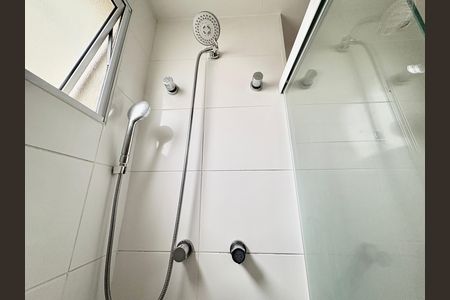 Apartamento à venda com 65m², 3 quartos e 2 vagasDetalhe do Banheiro da Suite