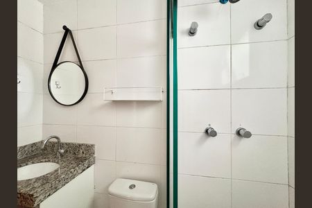 Apartamento à venda com 65m², 3 quartos e 2 vagasBanheiro