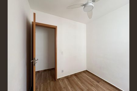 Apartamento à venda com 65m², 3 quartos e 2 vagasQuarto 2
