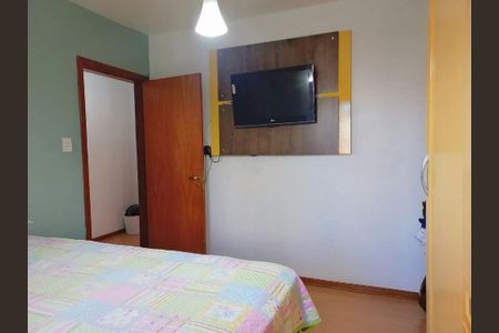 Quarto 2 de apartamento para alugar com 2 quartos, 49m² em Santana, Porto Alegre