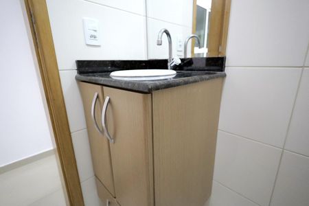 Apartamento para alugar com 98m², 2 quartos e 1 vaga Apartamento para alugar com 98m², 2 quartos e 1 vagaBanheiro 1