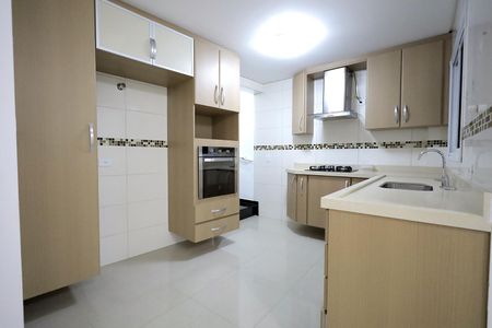 Apartamento para alugar com 98m², 2 quartos e 1 vaga Apartamento para alugar com 98m², 2 quartos e 1 vagaCozinha