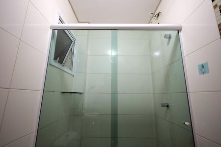 Apartamento para alugar com 98m², 2 quartos e 1 vaga Apartamento para alugar com 98m², 2 quartos e 1 vagaBanheiro Suíte