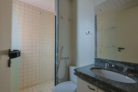 Apartamento à venda com 40m², 1 quarto e 1 vaga