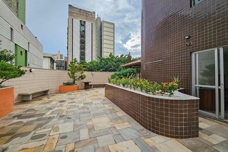 Apartamento à venda com 40m², 1 quarto e 1 vaga