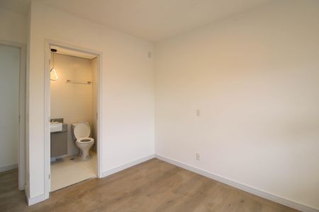Apartamento para alugar com 91m², 3 quartos e 2 vagas Apartamento para alugar com 91m², 3 quartos e 2 vagasSuíte