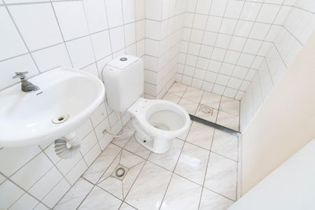 Apartamento para alugar com 48m², 2 quartos e 1 vaga Apartamento para alugar com 48m², 2 quartos e 1 vagaBanheiro
