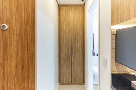 Studio - Armário de kitnet/studio à venda com 1 quarto, 30m² em Centro Histórico de São Paulo, São Paulo