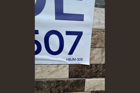 Casa à venda com 240m², 2 quartos e 1 vaga Casa à venda com 240m², 2 quartos e 1 vagaPLACA