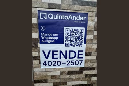 Casa à venda com 240m², 2 quartos e 1 vaga Casa à venda com 240m², 2 quartos e 1 vagaPLACA