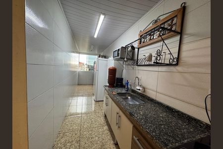 Casa à venda com 240m², 2 quartos e 1 vaga Casa à venda com 240m², 2 quartos e 1 vagaCozinha
