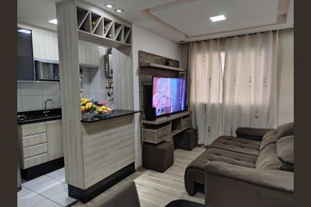 Sala de apartamento à venda com 2 quartos, 46m² em Itaquera, São Paulo