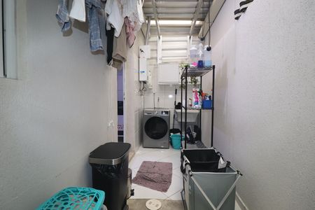 Casa à venda com 120m², 3 quartos e 2 vagasÁrea de Serviço