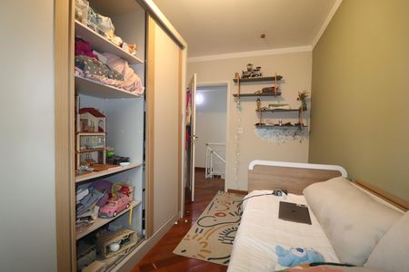 Casa à venda com 120m², 3 quartos e 2 vagasQuarto 2