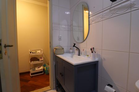 Casa à venda com 120m², 3 quartos e 2 vagasBanheiro Quarto 1 suíte