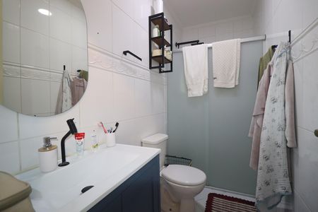 Casa à venda com 120m², 3 quartos e 2 vagasBanheiro Quarto 1 suíte