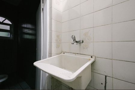 Casa para alugar com 66m², 3 quartos e 1 vagaÁrea de Serviço