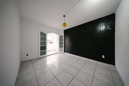 Casa para alugar com 66m², 3 quartos e 1 vagaQuarto 1