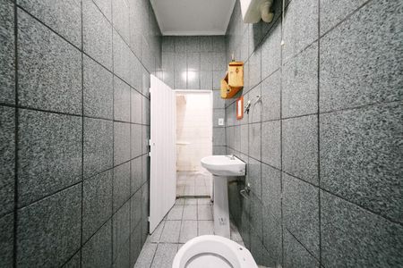 Casa para alugar com 66m², 3 quartos e 1 vagaBanheiro 2
