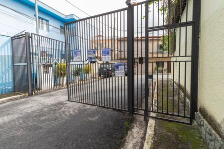 Casa para alugar com 109m², 2 quartos e sem vaga Casa para alugar com 109m², 2 quartos e sem vagaPortão da Rua