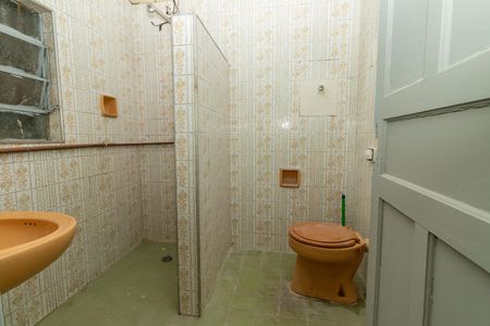 Casa para alugar com 109m², 2 quartos e sem vaga Casa para alugar com 109m², 2 quartos e sem vagaBanheiro de Serviço