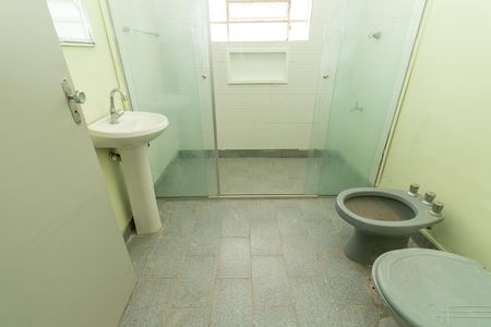 Casa para alugar com 109m², 2 quartos e sem vaga Casa para alugar com 109m², 2 quartos e sem vagaBanheiro