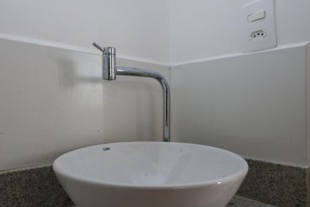 Apartamento para alugar com 34m², 2 quartos e sem vagaBanheiro