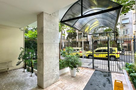 Apartamento para alugar com 60m², 2 quartos e sem vaga