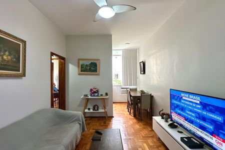 Apartamento para alugar com 60m², 2 quartos e sem vaga