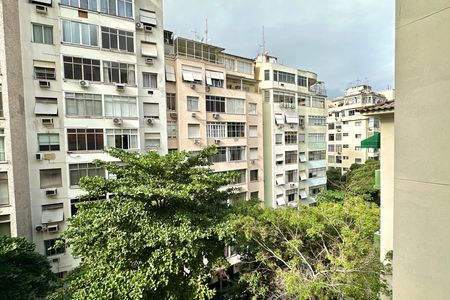 Apartamento para alugar com 60m², 2 quartos e sem vaga