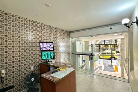 Apartamento para alugar com 60m², 2 quartos e sem vaga