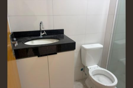 Apartamento para alugar com 59m², 2 quartos e sem vaga Apartamento para alugar com 59m², 2 quartos e sem vagaBanheiro