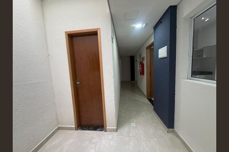 Apartamento para alugar com 59m², 2 quartos e sem vaga Apartamento para alugar com 59m², 2 quartos e sem vagaHall
