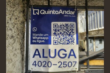 Casa para alugar com 120m², 3 quartos e sem vaga Casa para alugar com 120m², 3 quartos e sem vagaFachada