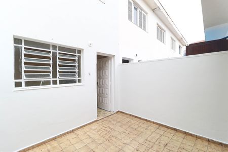 Casa para alugar com 110m², 2 quartos e 1 vaga Casa para alugar com 110m², 2 quartos e 1 vagaÁrea externa