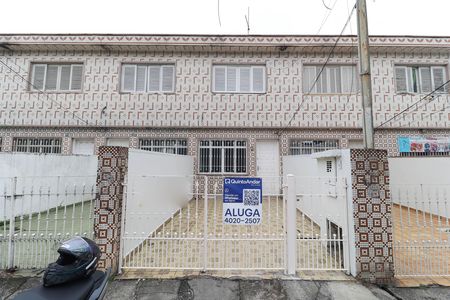 Casa para alugar com 110m², 2 quartos e 1 vaga Casa para alugar com 110m², 2 quartos e 1 vagaFachada