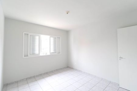 Casa para alugar com 110m², 2 quartos e 1 vaga Casa para alugar com 110m², 2 quartos e 1 vagaQuarto
