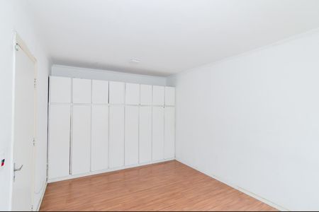 Quarto de apartamento à venda com 1 quarto, 49m² em Jardim Cocaia, Guarulhos