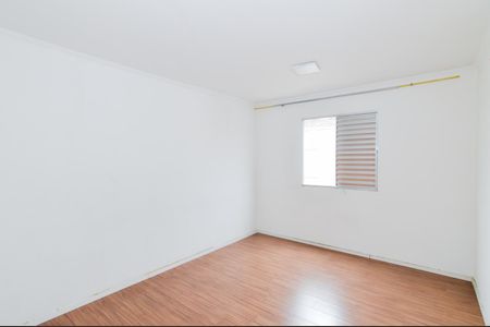 Quarto de apartamento à venda com 1 quarto, 49m² em Jardim Cocaia, Guarulhos