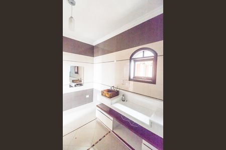 Apartamento para alugar com 250m², 1 quarto e sem vaga Apartamento para alugar com 250m², 1 quarto e sem vagaBanheiro da Suíte
