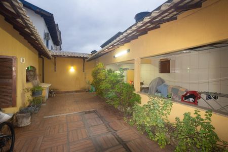 Casa para alugar com 300m², 3 quartos e 2 vagas Casa para alugar com 300m², 3 quartos e 2 vagasÁrea de Serviço