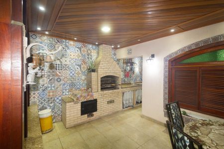 Casa para alugar com 300m², 3 quartos e 2 vagas Casa para alugar com 300m², 3 quartos e 2 vagasChurrasqueira