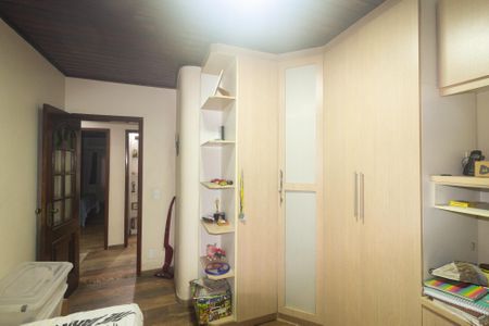 Casa para alugar com 300m², 3 quartos e 2 vagas Casa para alugar com 300m², 3 quartos e 2 vagasQuarto 2