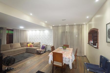 Sala de casa para alugar com 3 quartos, 300m² em Campo Grande, Rio de Janeiro