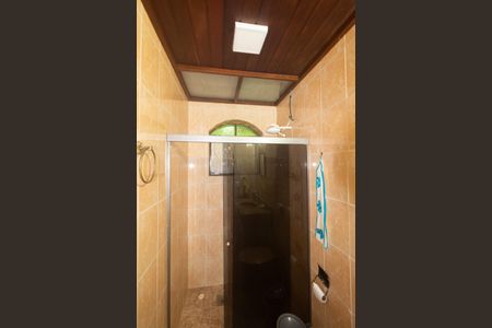 Casa para alugar com 300m², 3 quartos e 2 vagas Casa para alugar com 300m², 3 quartos e 2 vagasBanheiro Social 2