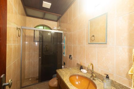 Casa para alugar com 300m², 3 quartos e 2 vagas Casa para alugar com 300m², 3 quartos e 2 vagasBanheiro Social 2