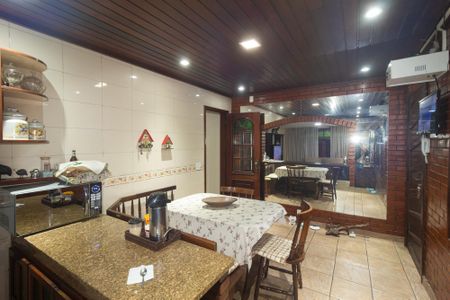 Casa para alugar com 300m², 3 quartos e 2 vagas Casa para alugar com 300m², 3 quartos e 2 vagasCozinha